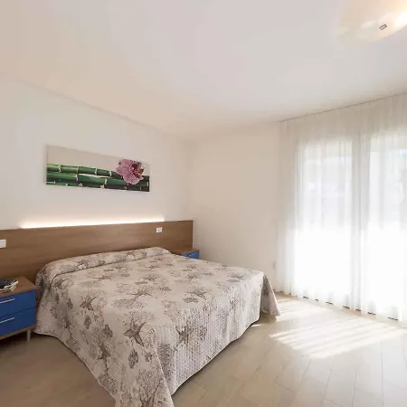 In Lignano 21702 ליגננו סביאדורו